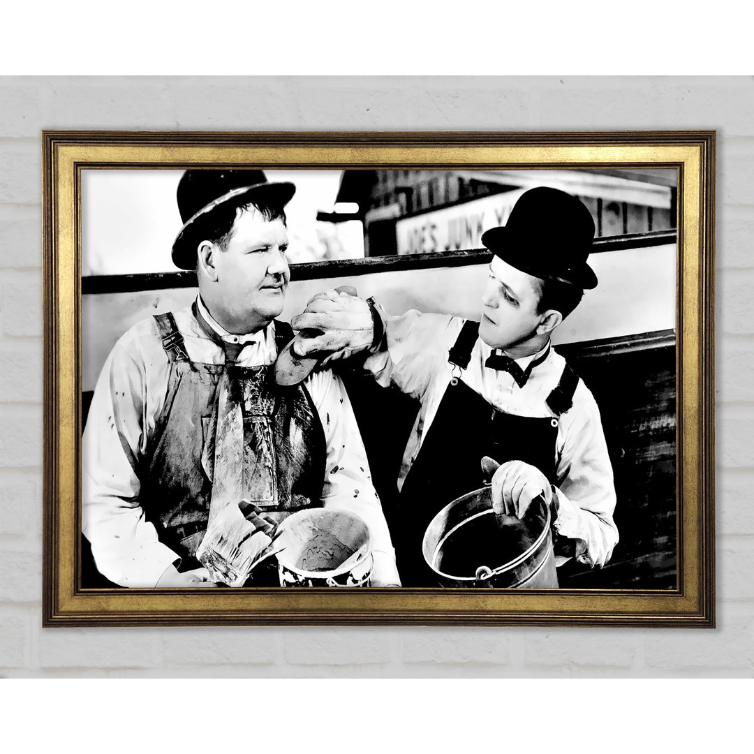 Laurel N Hardy Towed In The Hole - Einzelner Bilderrahmen Kunstdrucke