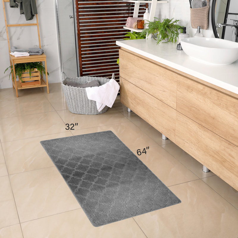 Geometric Synthetic Non-Skid Kitchen Mat, Rectangle 2'8" x 5'4", Grey