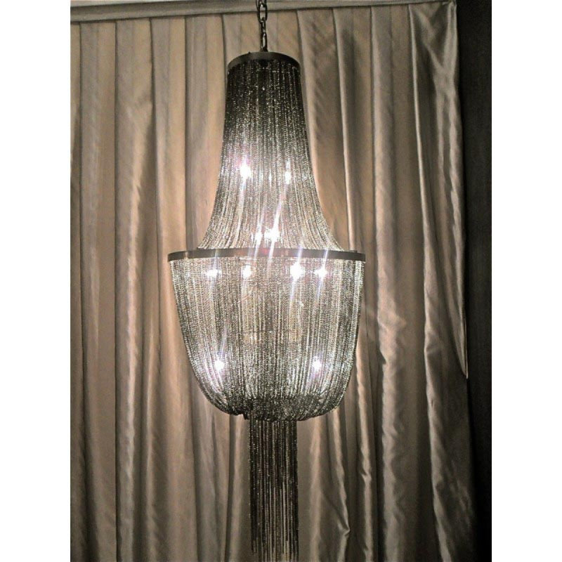 Lustre suspendu en métal noir à 12 lumières Durella