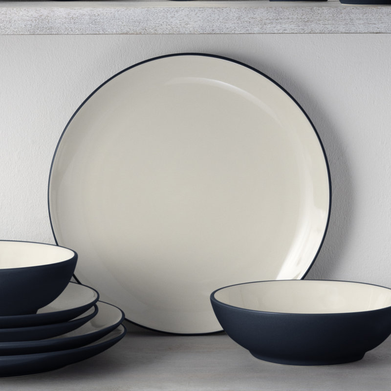 Assiettes plates Noritake Colorwave, 10 1/2 po, Bleu marine