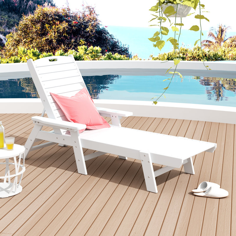 Laguna Outdoor Single chaise, White