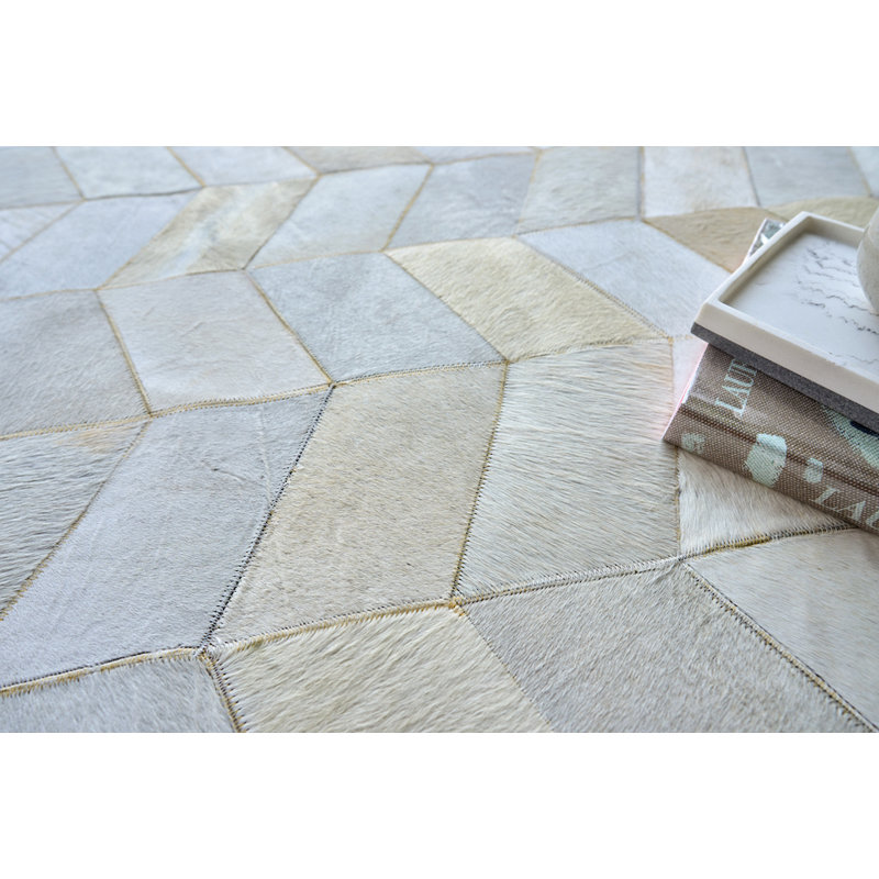 Natural Hide Cowhide Geometric Area Rug in Ivory, Rectangle 8' x 11'