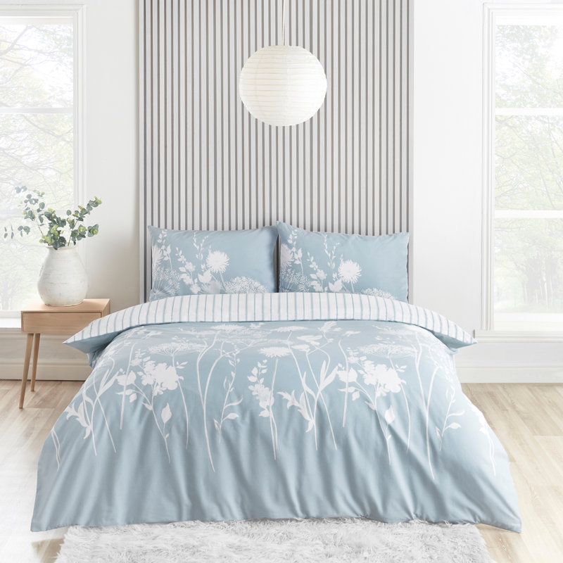Meadowsweet Floral Reversible Duvet Cover Set with Pillowcases, Double Duvet Cover + 2 Standard Pillowcases, Blue