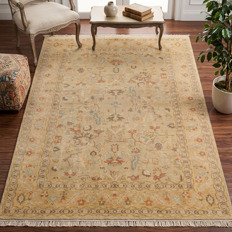 Timeless Faded Oushak Area Rug (Beige)