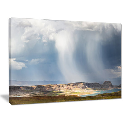 " Lake Powell Under Clouds "