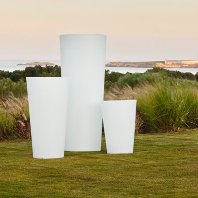 Tango LED Outdoor Floor Lamp