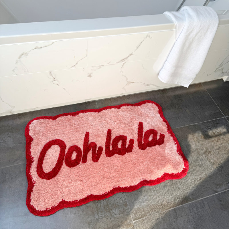 Scallop Ooh La La Slogan Bath Mat, Red