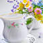 Ensemble sucrier et pot à crème en porcelaine blanche Nyle, garniture florale et or 24 carats