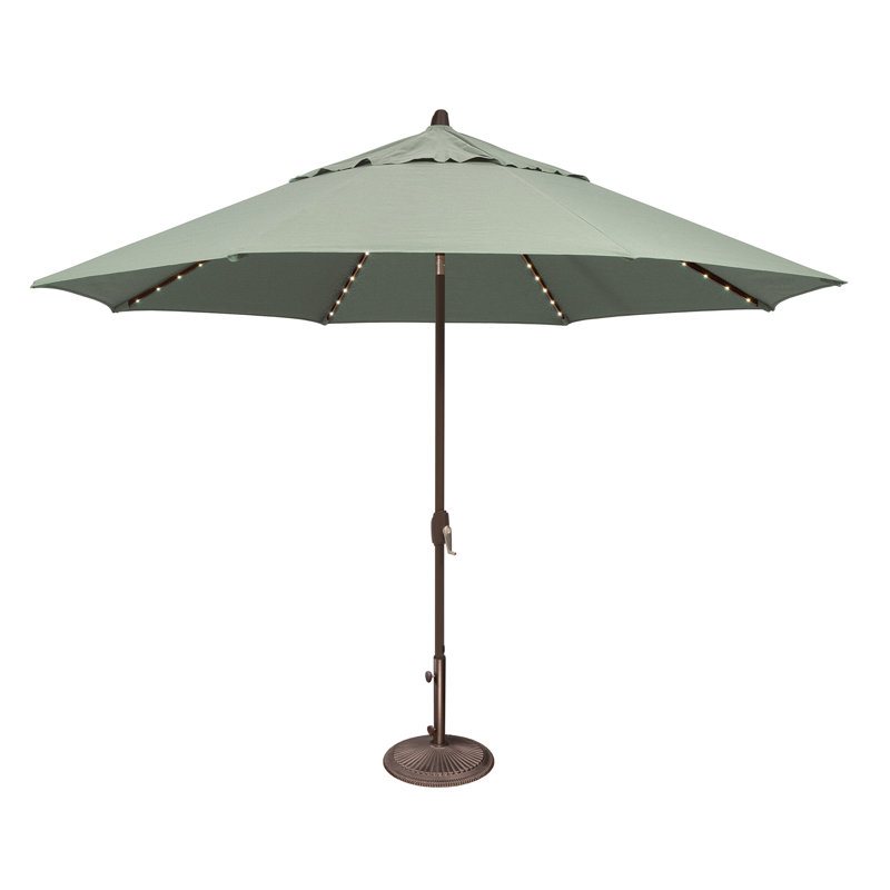 Parasol inclinable 11 pi avec lumière des étoiles Lariat, Toile bleu marine Sunbrella®, Bronze