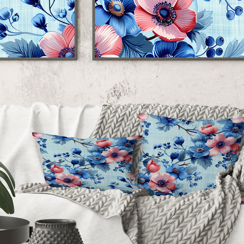 Couronne florale bleue et rose III - Coussin lombaire traditionnel