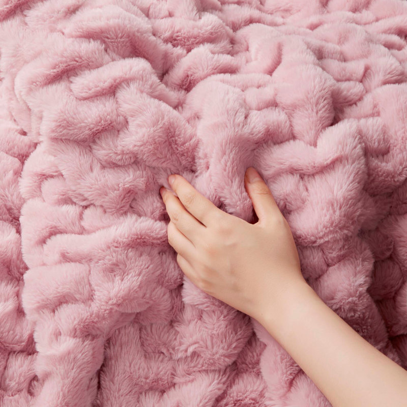 Comfortable Ruched Fur Throw, Pink