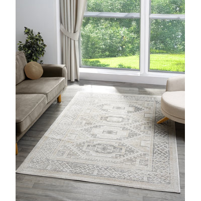 United Weavers Lexington Molly Beige Area Rug