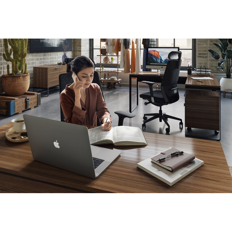 Coda Swivel Task Chair, Black