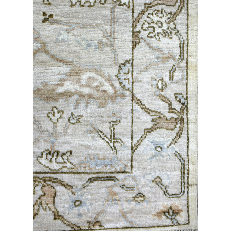 Tapis unique gris / brun de 4 pi x 19 pi 8 po