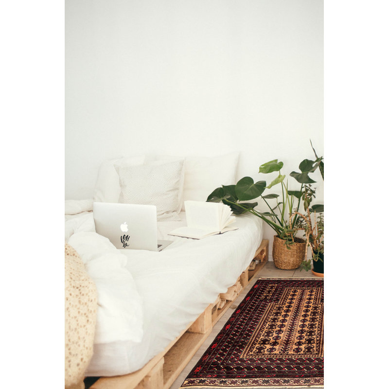 Tapis brun Teimani 2 pi 10 po x 4 pi 9 po