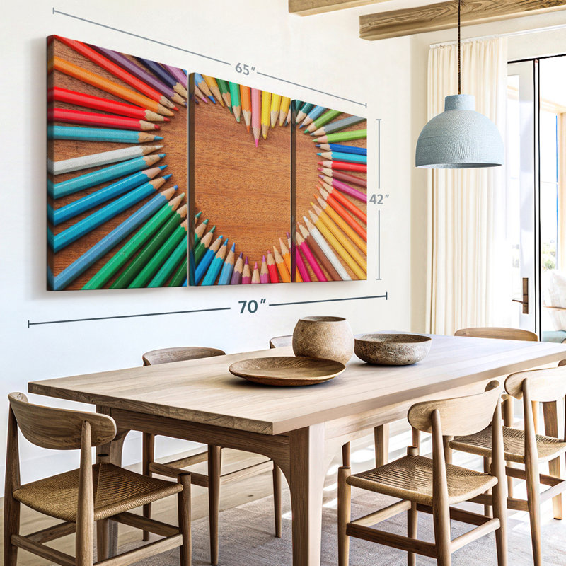«Heart Shaped Pencils» sur toile, H 42 po x l 65 po