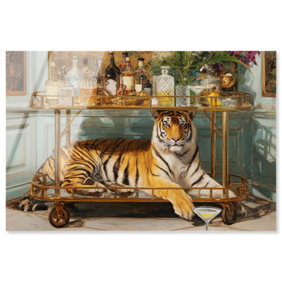 «Tiger at the Bar Cart Shadowbox», art mural rétro par Notoriart, cadre blond, 24 x 16