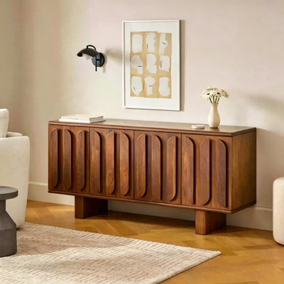 Large-Capacity Minimalist-Style Sideboard
