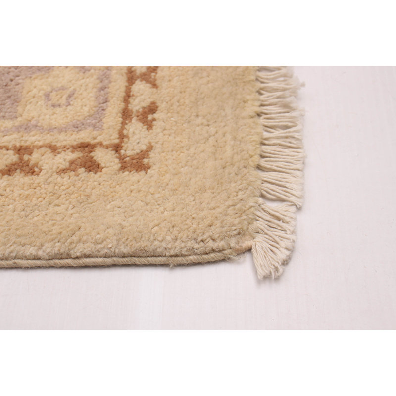 Tapis rectangulaire clair unique de 9 pi 2 po x 11 pi 10 po Trochee
