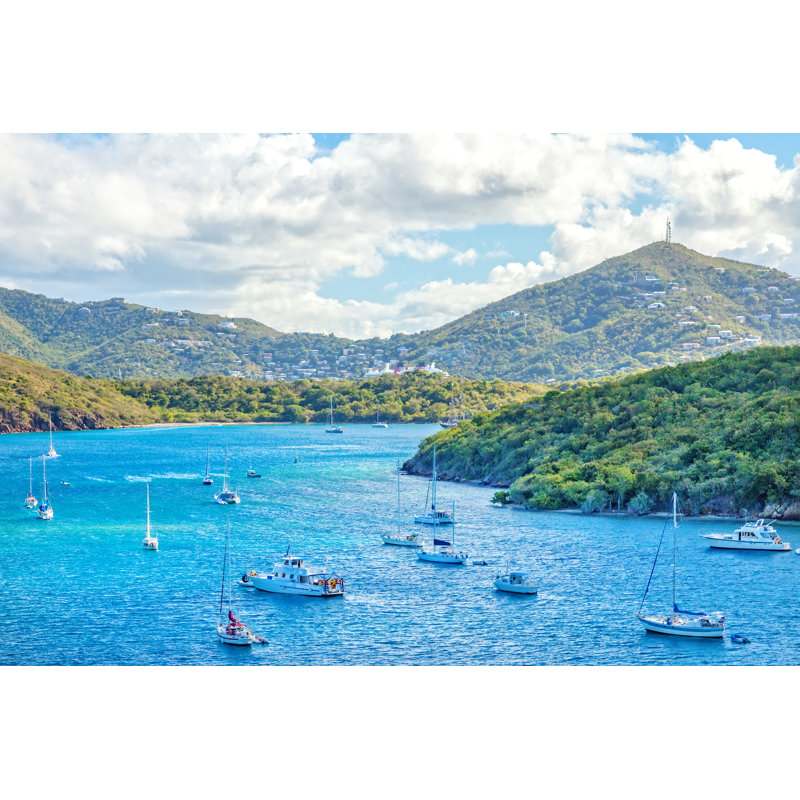 «St. Thomas» par Ruth Peterkin - photographie sur toile tendue, H 8 po x l 12 po x P 1,25 po