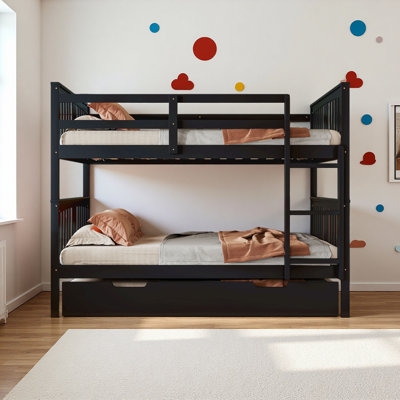 Lit superposé double au-dessus de double avec lit gigogne simple et échelle