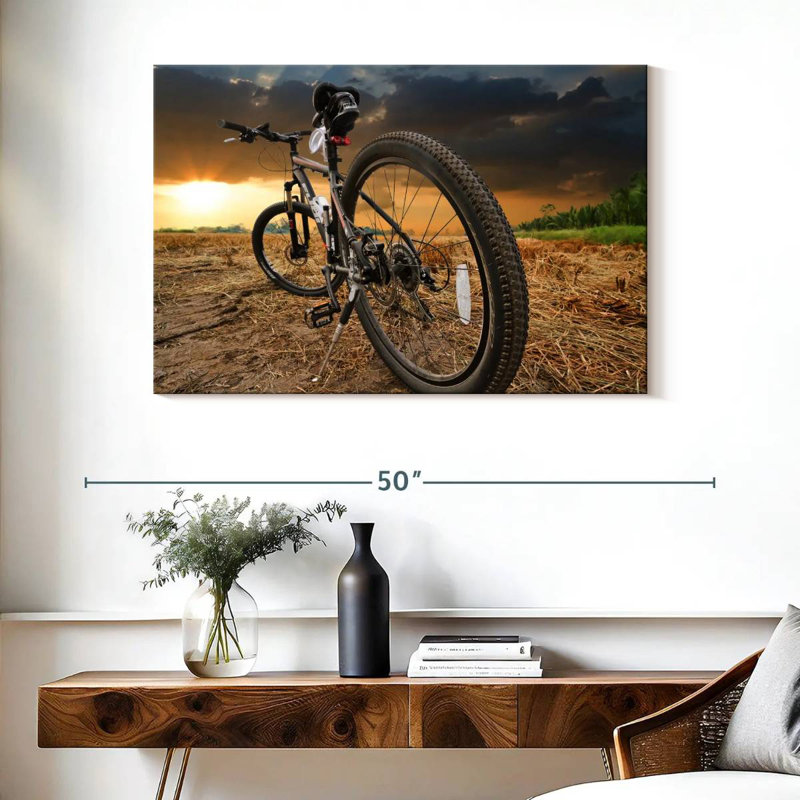 Coucher de soleil Mehar au-dessus d'un vélo, H 26 po x l 39 po