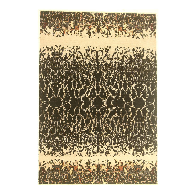 Handmade Cotton and Silk Abstract Area Rug
