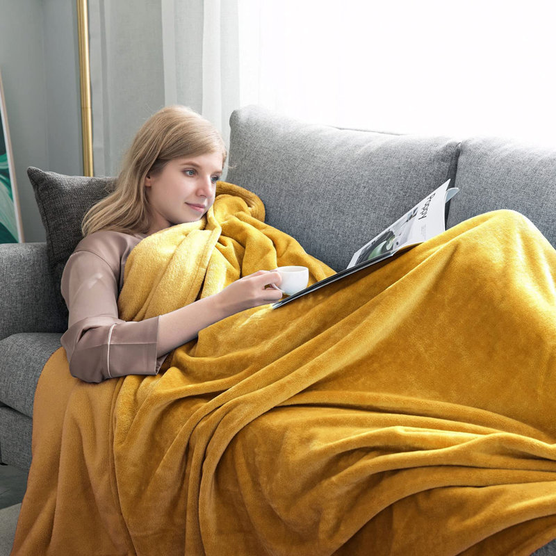 Zygi Reversible Mink Faux Plush Fur Fleece Throw/ Blanket, Yellow, 200cm x 150cm	