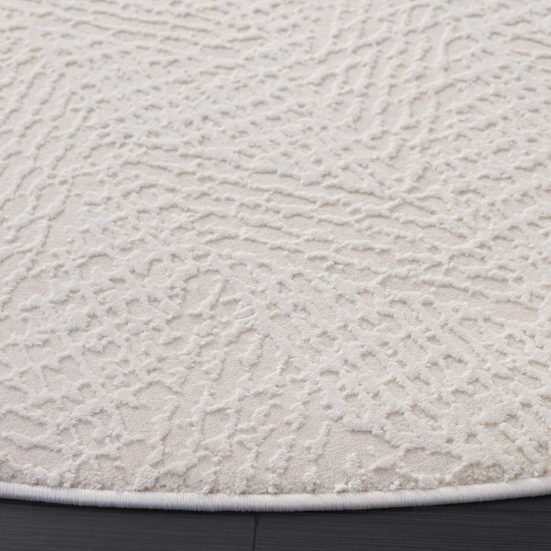 Latorya Performance Geometric Rug, Round 6'7"