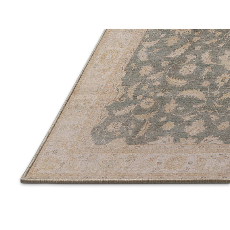 Hovnatan Oriental Indoor Rug, Rectangle 7' x 10'
