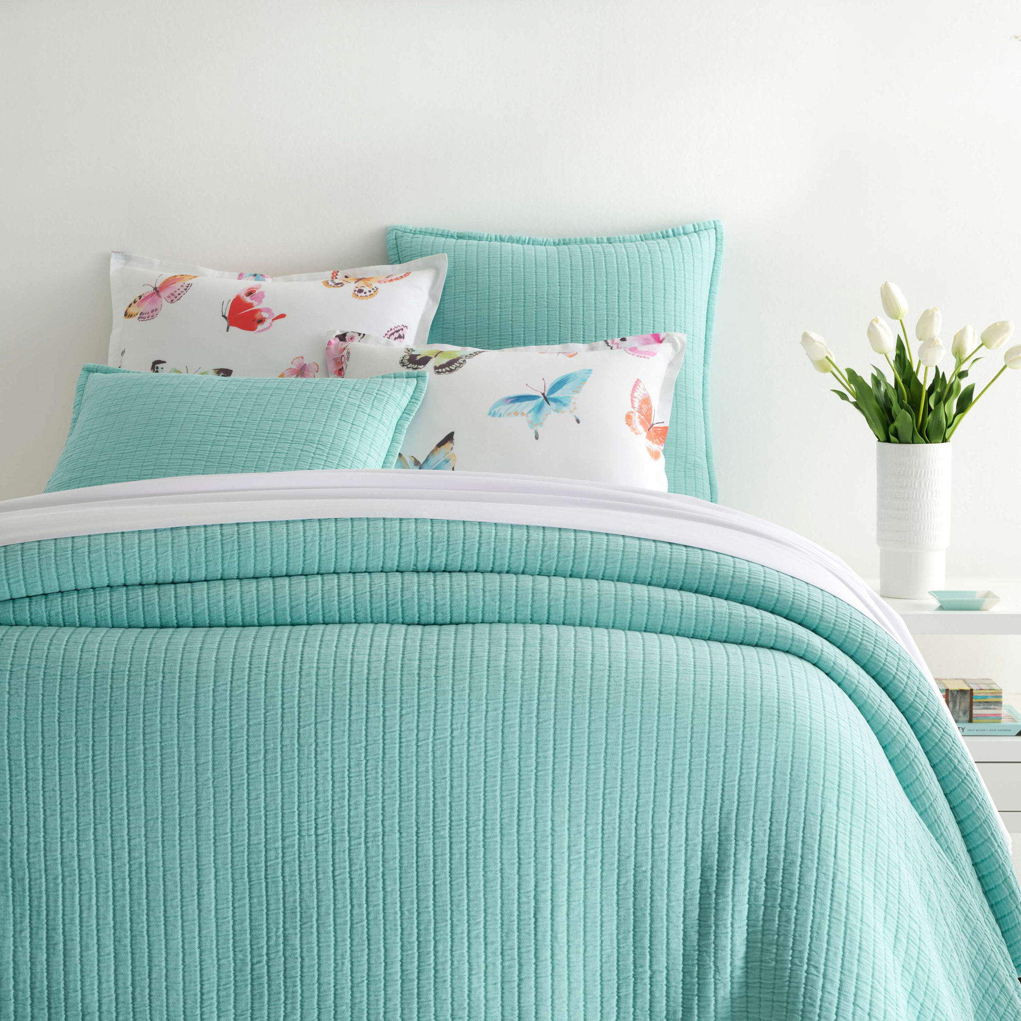 Boyfriend Modern & Contemporary Coverlet/Bedspread, Twin/Twin XL Coverlet, Ivory
