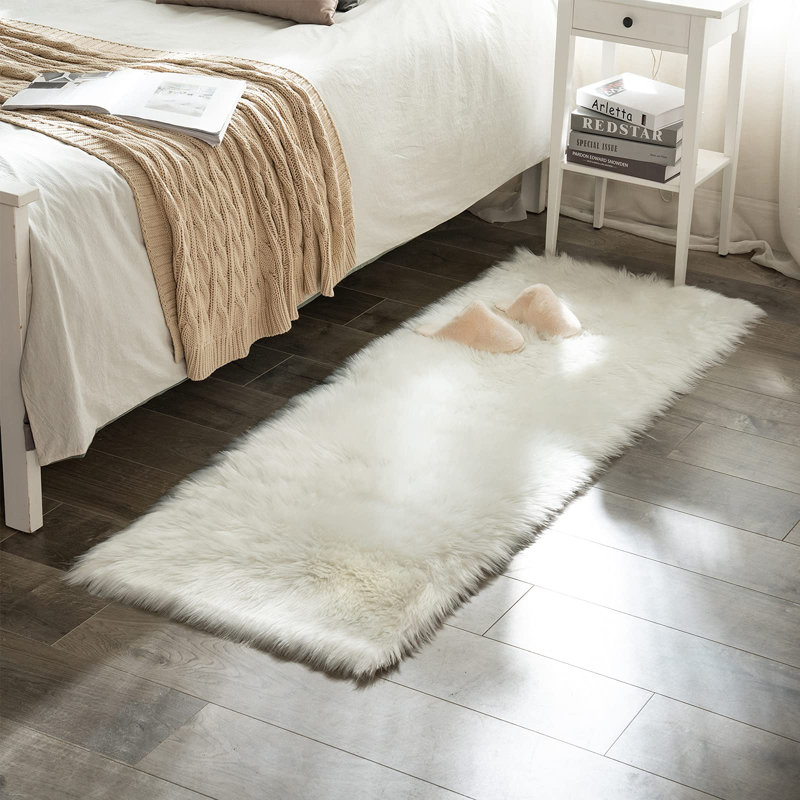 Tapis blanc à poils longs Haja Fluffy, Tapis de couloir 2 pi x 5 pi