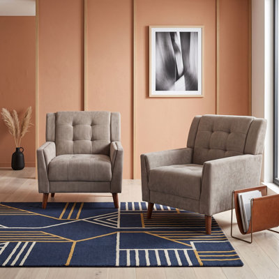 Ensemble de 2 fauteuils capitonnés en tissu de style milieu du siècle avec pieds en bois pour salon