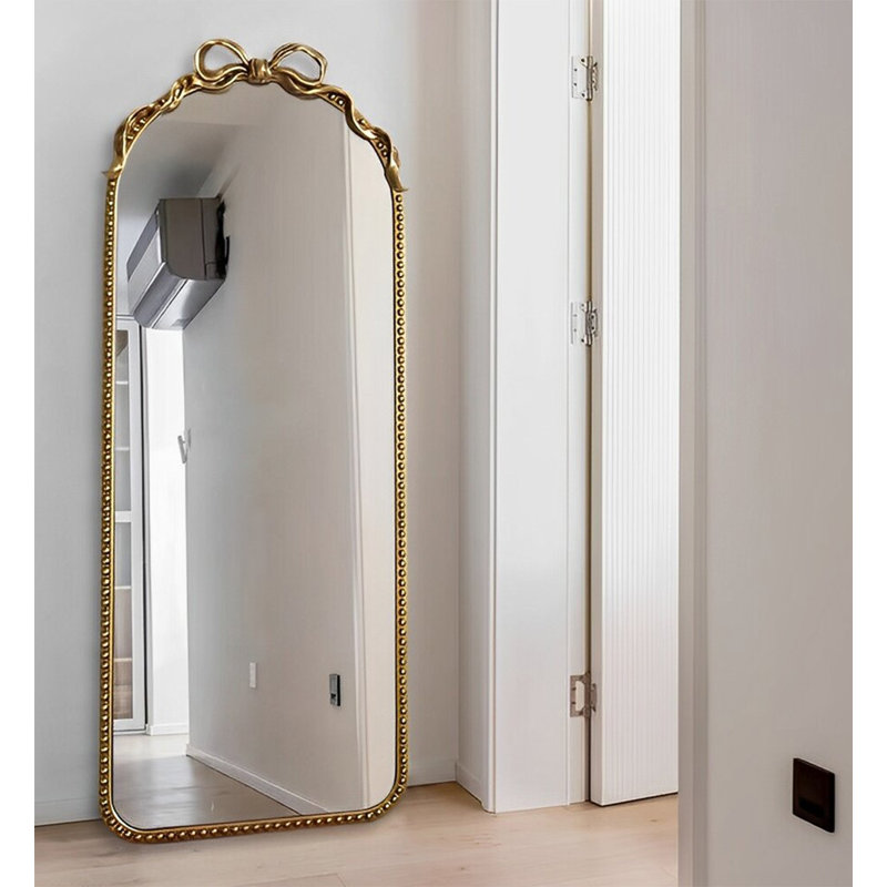 Miroir pleine grandeur de style français, 59.06" H x 23.62" W