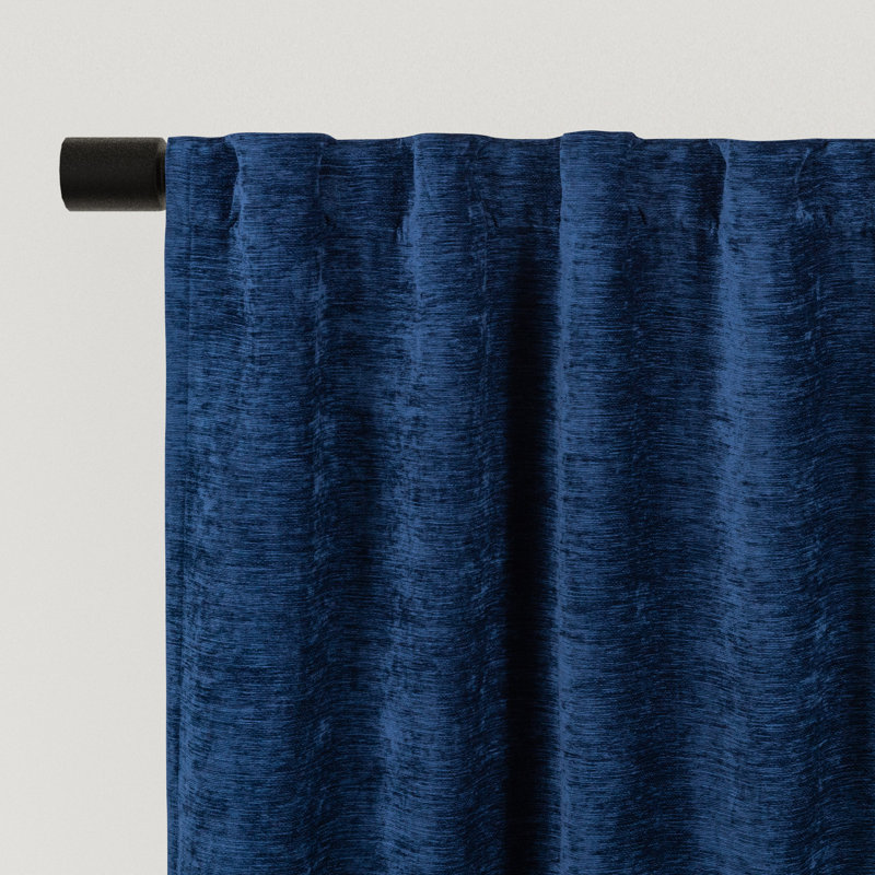 Panneau de rideau simple obscurcissant en chenille Kaori, L 52 po x L 84 po, Marine