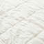 Couverture avec bordure en satin-101796778-101796777