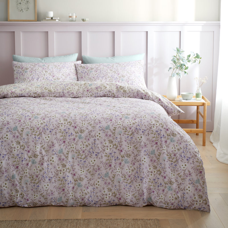 Ditsy Floral 200 Thread Count Cotton Reversible Duvet Cover Set, Super King Duvet Cover Set + 2 Pillowcases