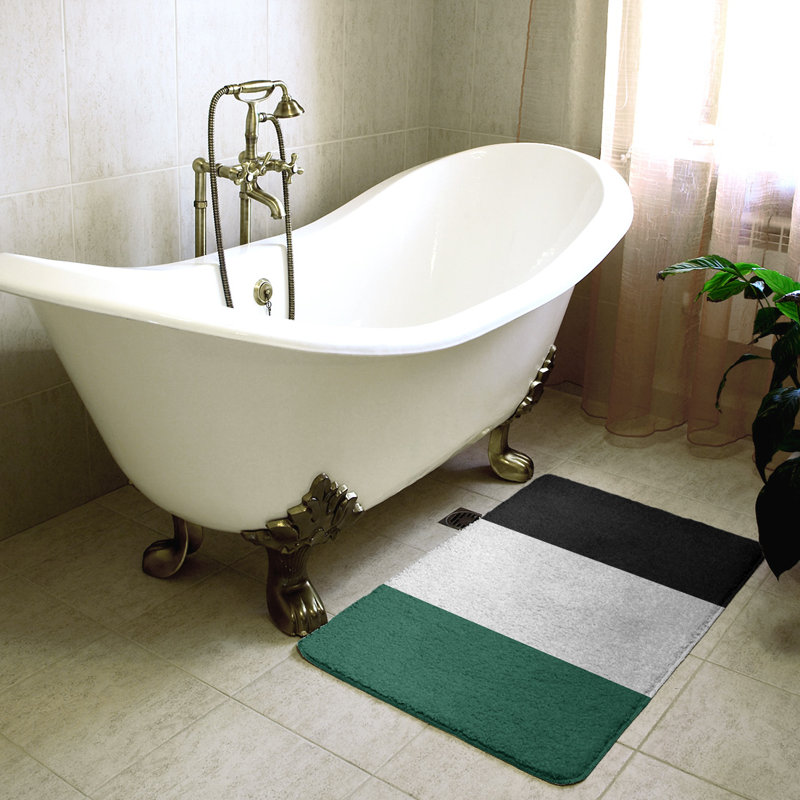 Tapis pour salle de bain Tennessee, l 21 po x L 34 po, Pin / blanc cassé / noir