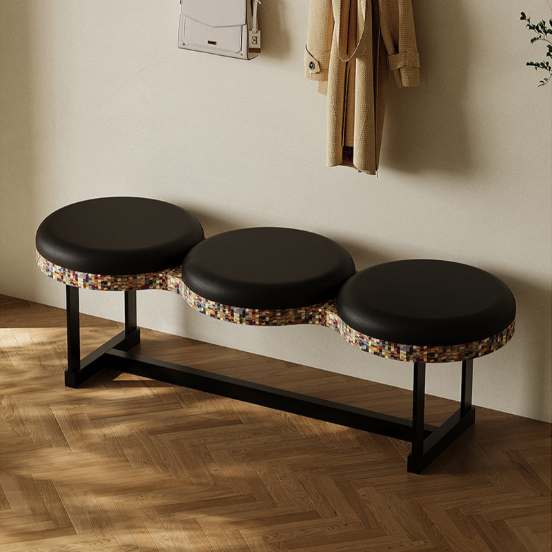 Banc noir luxueux de style italien clair