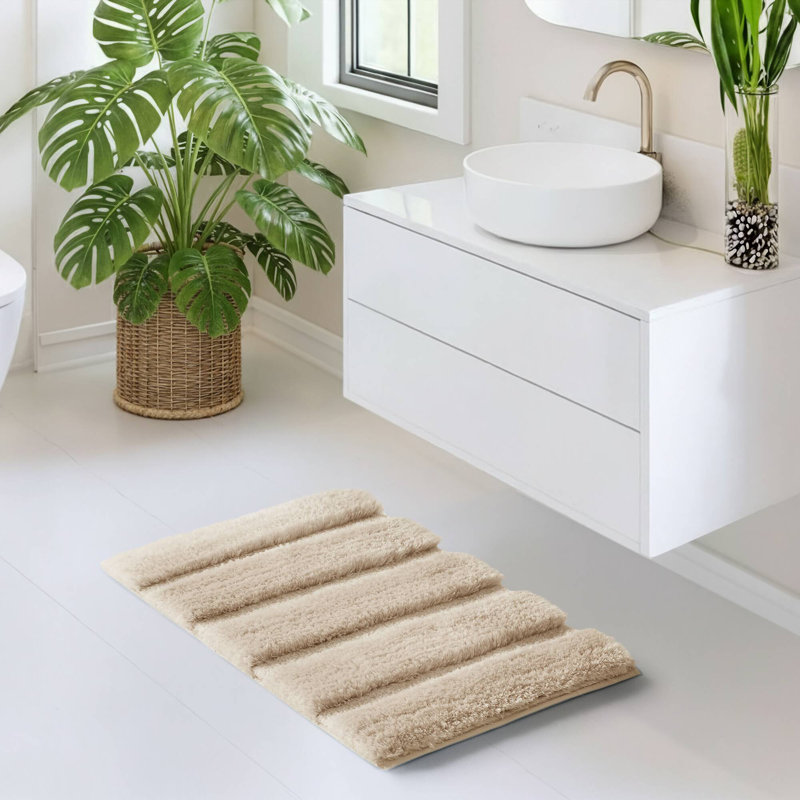 Tapis pour salle de bain 17,5 po x 17,5 po Chanchal, L 17 po x L 24 po, Blé
