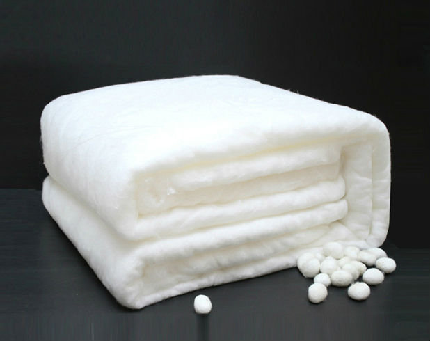Très grand confort pour une solution en duvet synthétique toutes saisons, Très grand