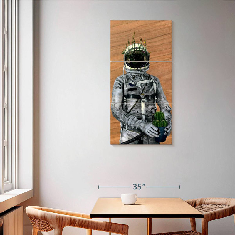 Cactus Spaceman, H 62 po x l 30 po