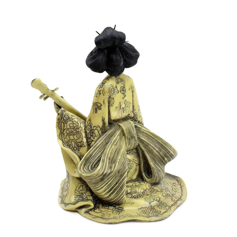 Porcelain China Figurine / Sculpture Decorative Object