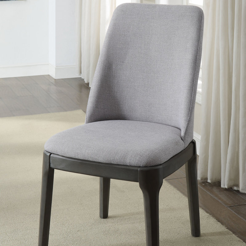Chaises d'appoint exquises avec sièges et dossiers rembourrés, faites de matériaux de qualité, idéales pour les salles à manger, ensemble de deux