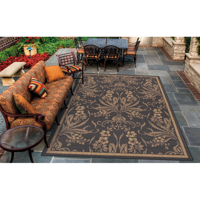 Tapis intérieur / extérieur noir Wegener, Rectangle 3 pi 9 po x 5 pi 5 po