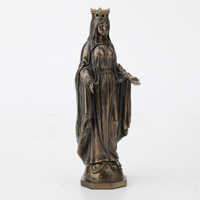 Wrenshall Figurines & Sculptures
