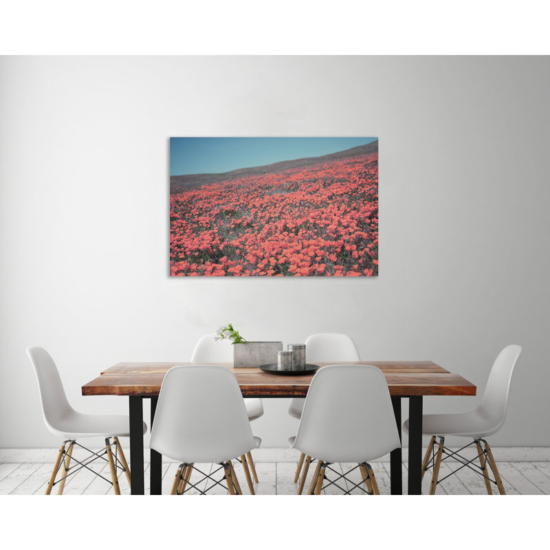 «California Blooms III», toile tendue par Elizabeth Urquhart, H 40 po x l 60 po x P 1,5 po