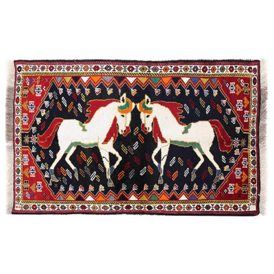 Fine Hand knotted Persian Shiraz Horse Design rug 3'3"X 5'5"