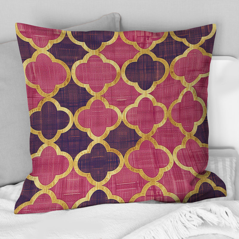 Coussin Magenta Quatrefoil Glam II - Transitional, H 16 po x l 16 po