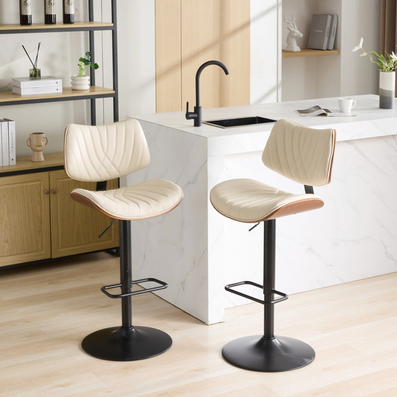 Tabourets de bar à hauteur ajustable, noyer et similicuir, pivotant sur 360 °, base stable, beige, de 2 pour îlot de cuisine / comptoir rotatif, cuisine / salle à manger / café